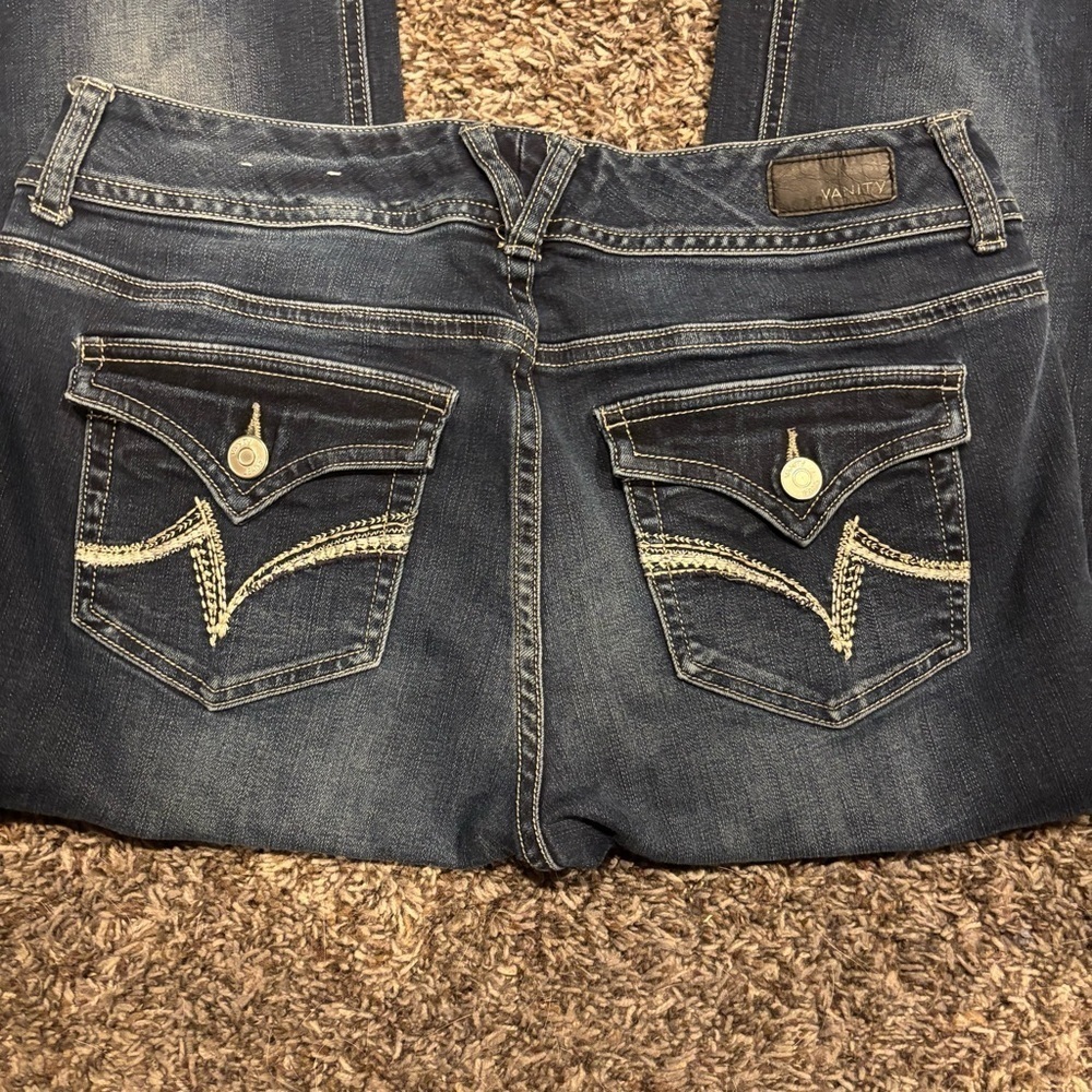 Women’s Vanity Curvy Jeans